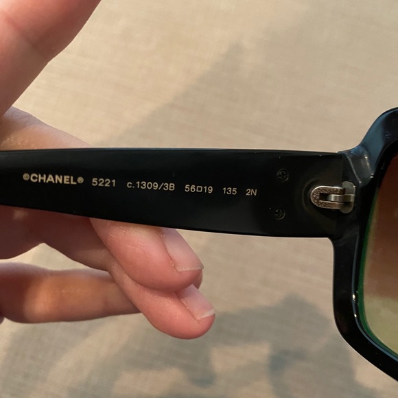 Chanel Sunglasses with CC logo brown beige style main image 8
